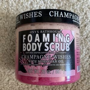 Onyx Bathhouse in Champagne Wishes